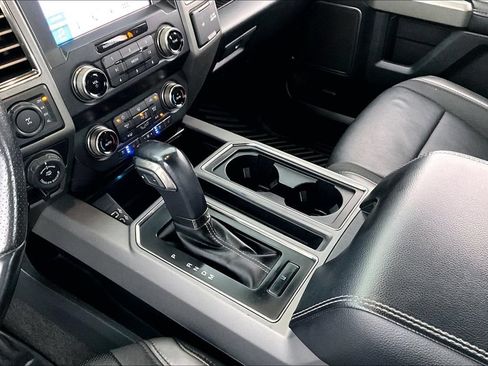 Used 2019 Ford F150 Raptor w/ Equipment Group 802A Luxury AWD/4WD image 17