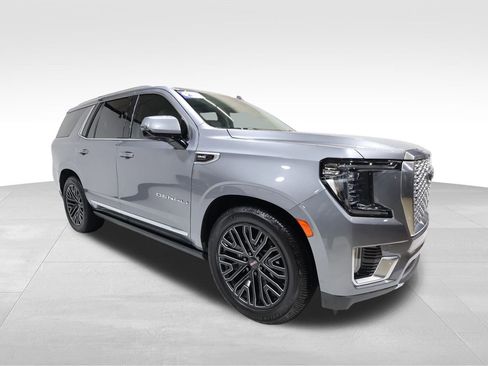 Used 2021 GMC Yukon Denali w/ Denali Ultimate Package image 6