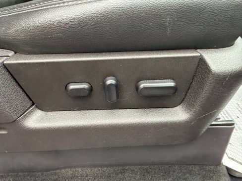 Used 2013 Ford F150 FX4 w/ Luxury Equipment Group AWD/4WD image 37