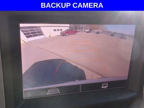 Used 2023 Chevrolet Silverado 1500 Custom image 3