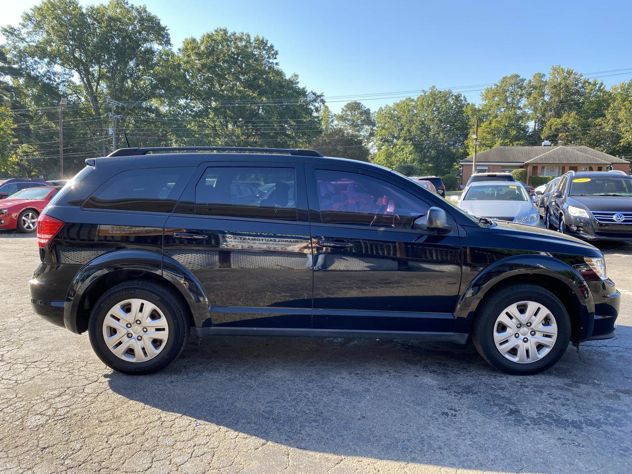 Used 2019 Dodge Journey SE FWD image 4