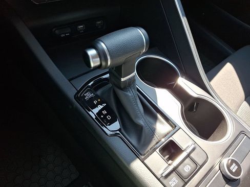 Used 2024 Kia K5 LXS FWD image 17