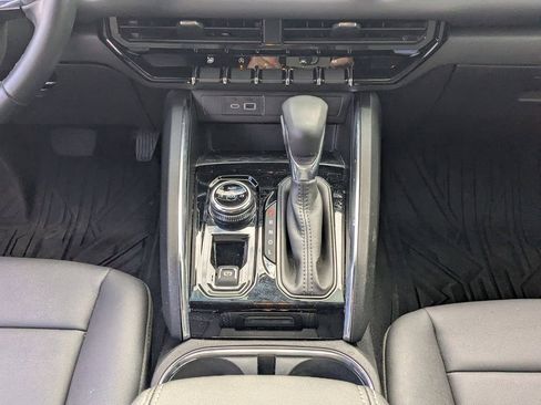 Used 2025 GMC Canyon Elevation w/ Convenience Package image 19