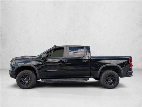 Used 2024 Chevrolet Silverado 1500 ZR2 w/ Technology Package AWD/4WD image 8