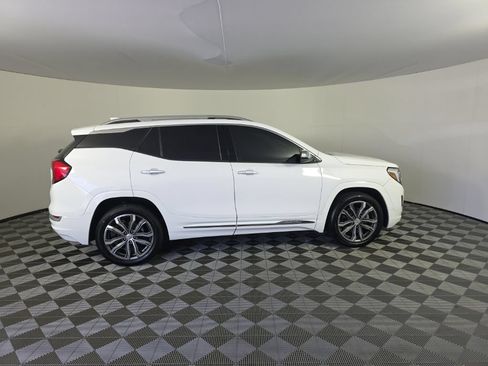 Used 2019 GMC Terrain Denali w/ Driver Alert Package II AWD/4WD image 6