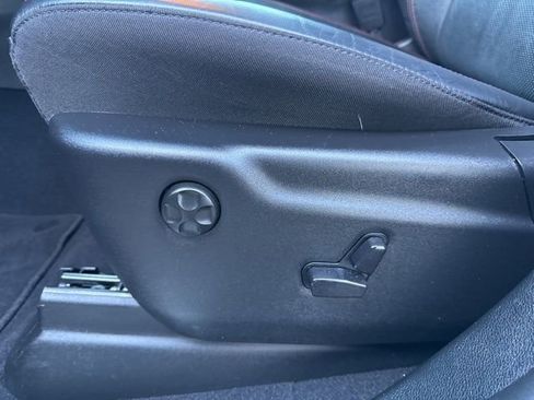 Used 2025 Dodge Durango GT image 29