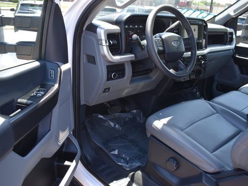 Used 2024 Ford F250 XL w/ XL Driver Assist Package RWD image 19