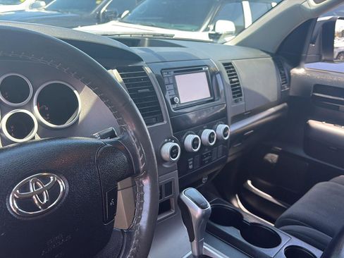 Used 2013 Toyota Sequoia SR5 w/ Sport Appearance Pkg AWD/4WD image 15