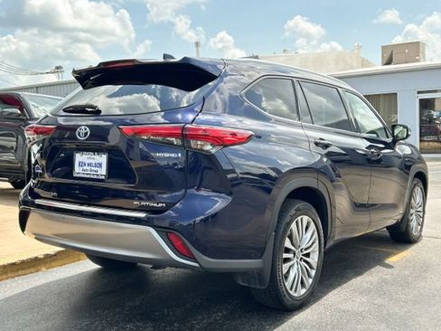 Used 2022 Toyota Highlander Platinum AWD/4WD image 14