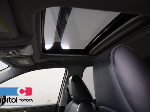 Used 2022 Toyota RAV4 Limited AWD/4WD image 12