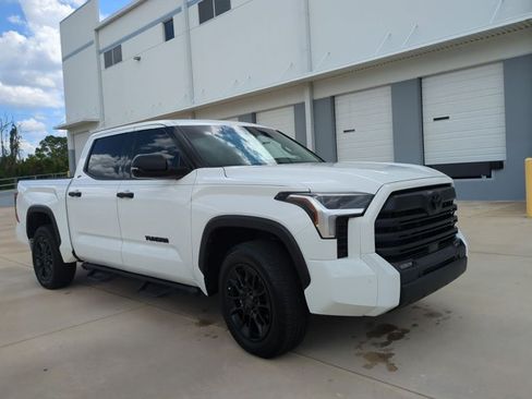 Used 2023 Toyota Tundra SR5 w/ SR5 Convenience Package RWD image 3