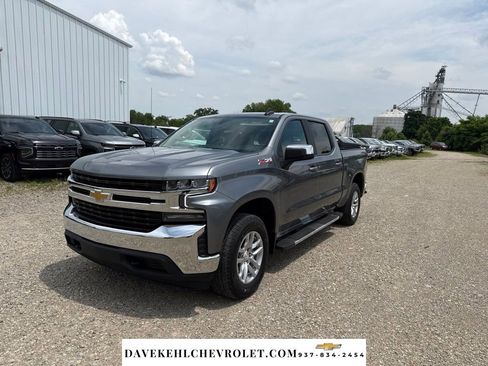 Used 2021 Chevrolet Silverado 1500 LT AWD/4WD image 1