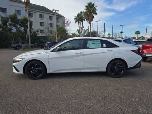 New 2026 Hyundai Elantra Sport image 3
