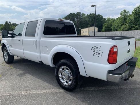 Used 2012 Ford F250 Lariat w/ Chrome Pkg AWD/4WD image 3