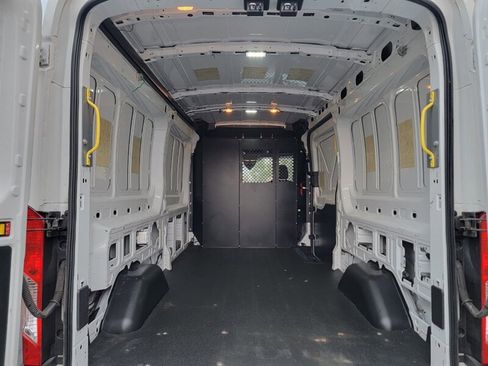 Used 2015 Ford Transit 150 148 Medium Roof image 19