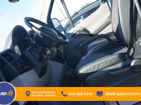 Used 2016 Mercedes-Benz Sprinter 3500 image 9