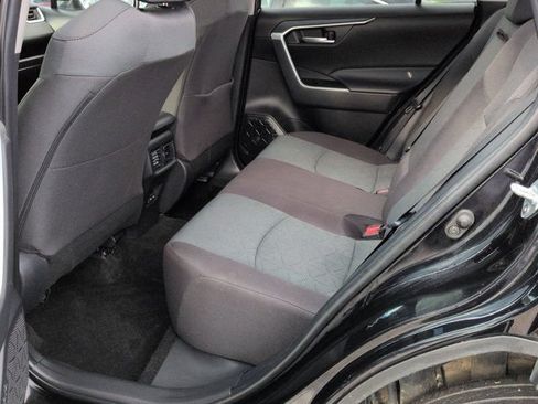 Used 2025 Toyota RAV4 XLE w/ Convenience Package FWD image 17