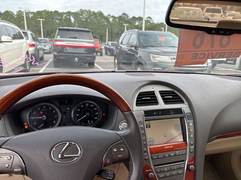 Used 2011 Lexus ES 350 image 6