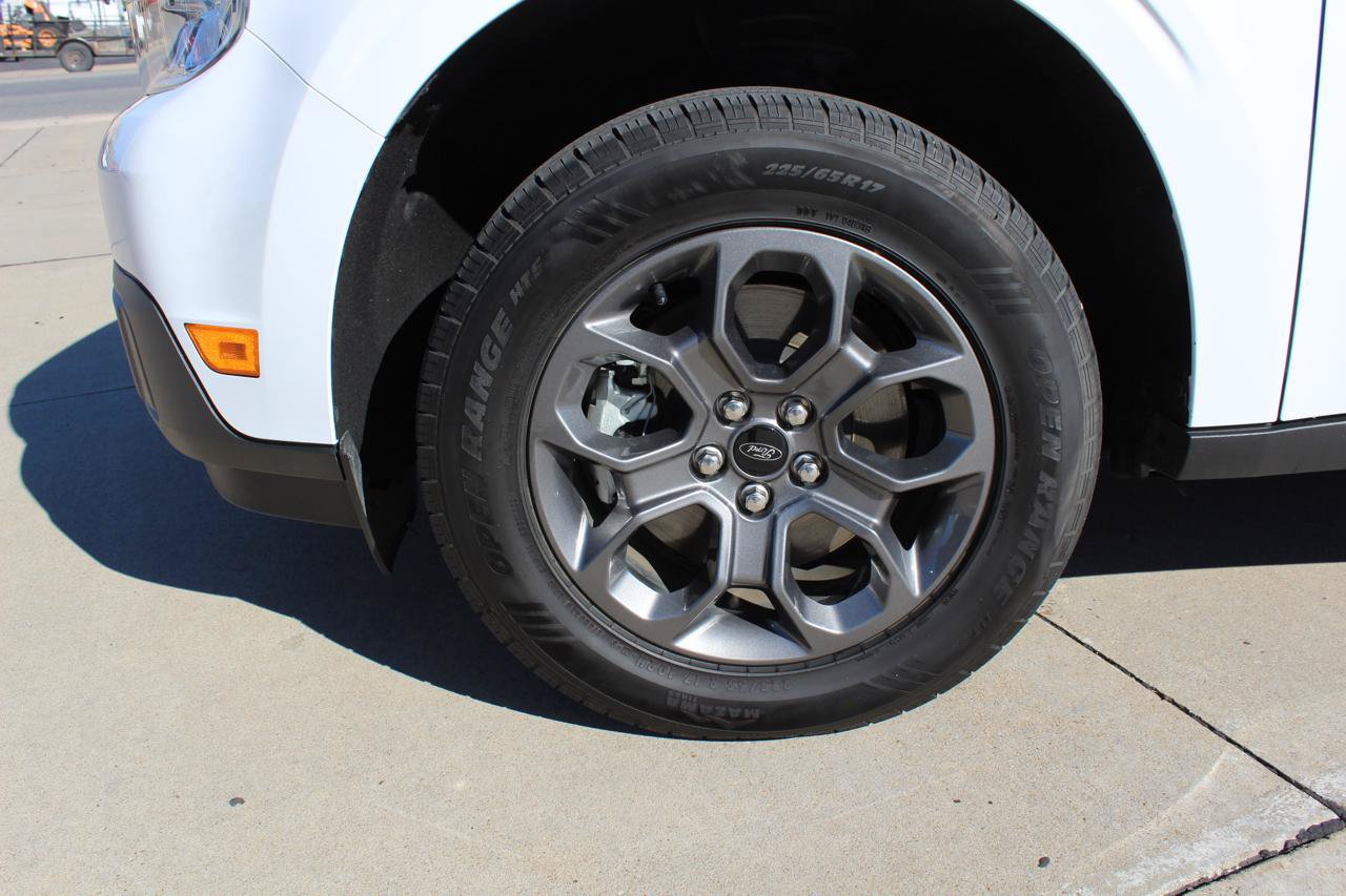 Used 2023 Ford Maverick XLT FWD image 41