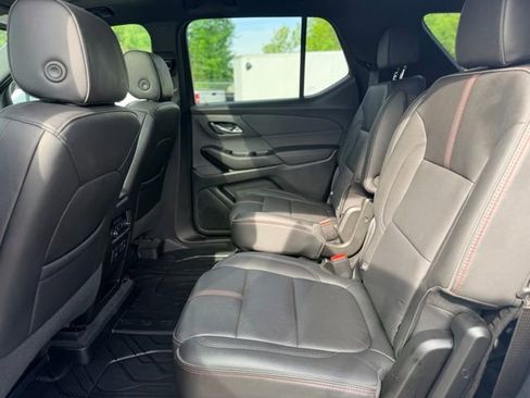 Used 2023 Chevrolet Traverse RS w/ LPO, Floor Liner Package AWD/4WD image 26