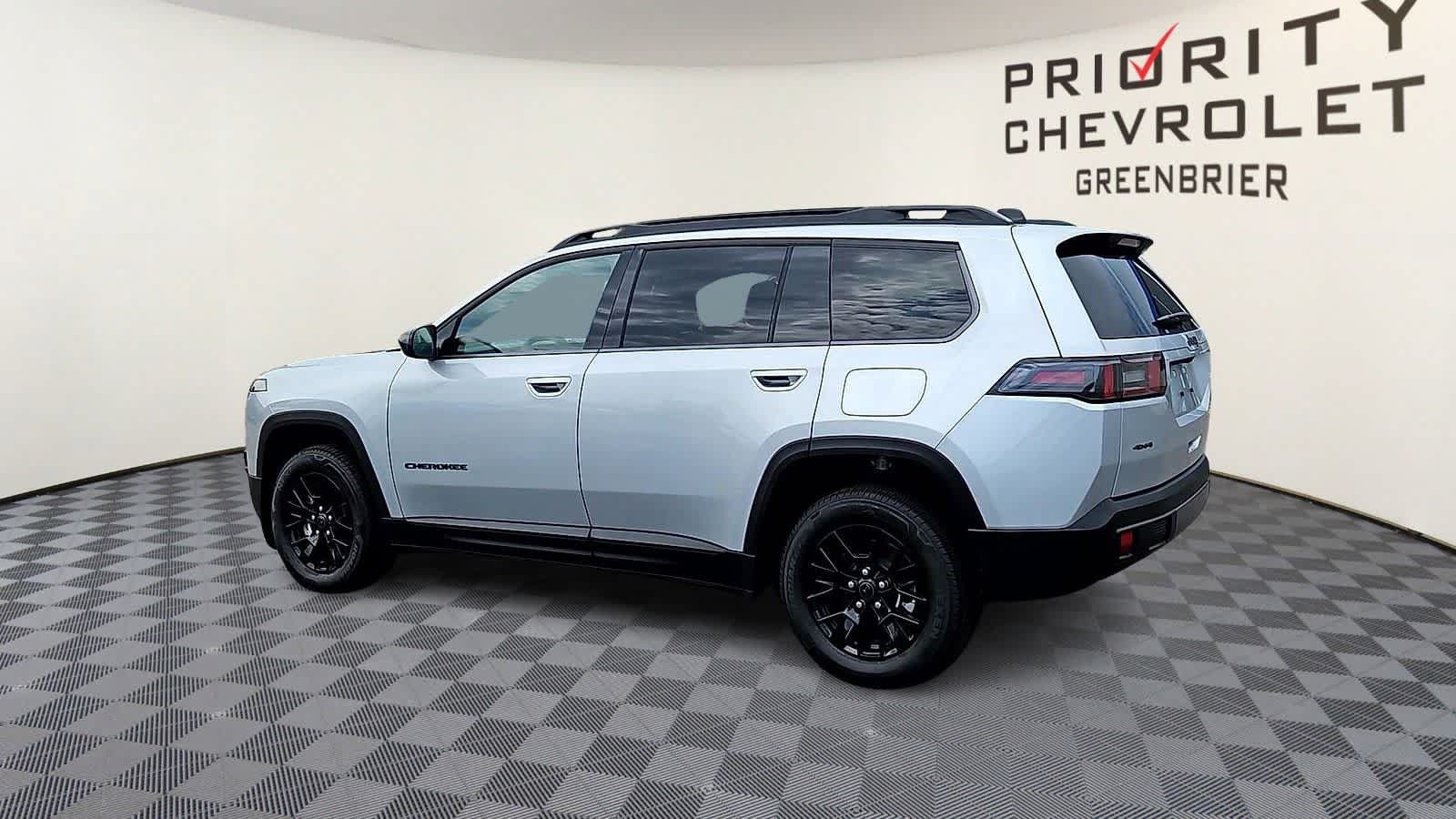 Used 2026 Jeep Cherokee AWD/4WD image 6