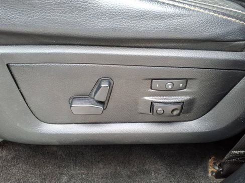 Used 2017 RAM 2500 Power Wagon w/ Leather & Luxury Group image 16