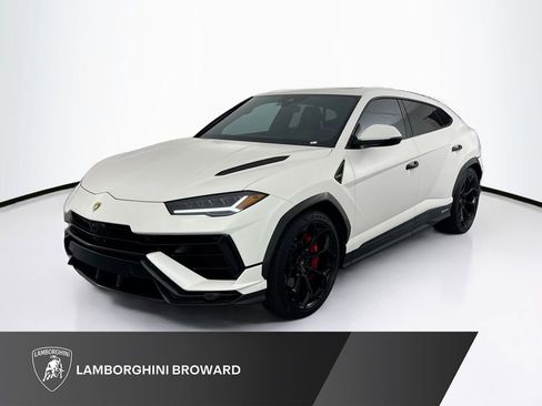 Used 2024 Lamborghini Urus Performante image 1