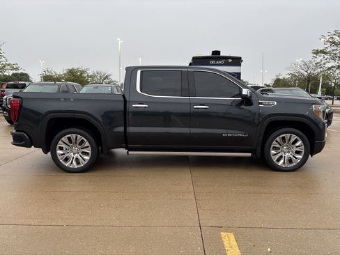 Used 2022 GMC Sierra 1500 Denali w/ Denali Reserve Package AWD/4WD image 8