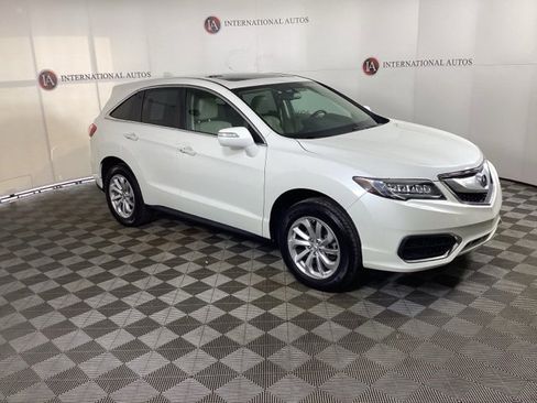 Used 2018 Acura RDX AWD w/ Technology Package image 3