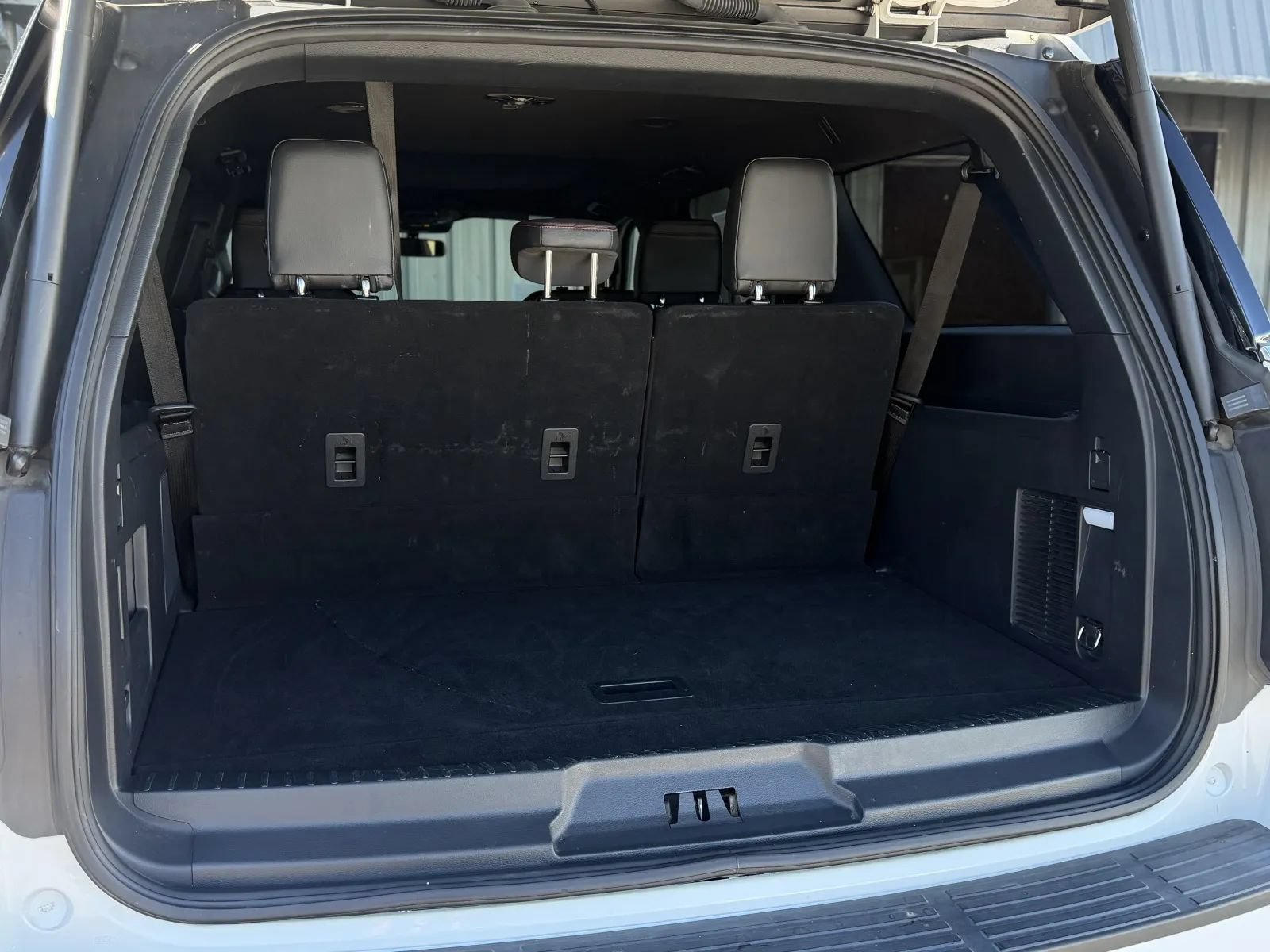 Used 2024 Ford Expedition Max Limited AWD/4WD image 18