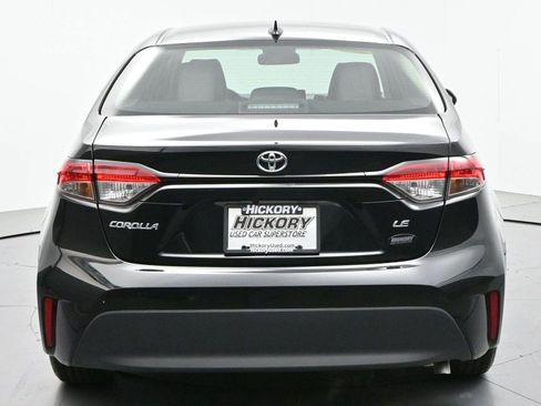 Used 2024 Toyota Corolla LE w/ LE Convenience Package image 6