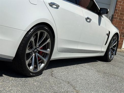 Used 2016 Cadillac CTS V w/ Carbon Fiber Package RWD image 38