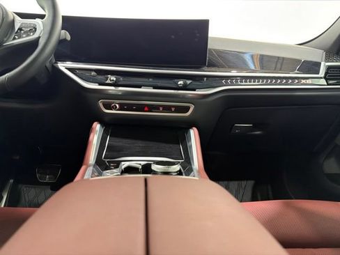 Certified 2024 BMW X6 xDrive40i w/ Premium Package AWD/4WD image 35