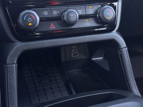 New 2026 Ford Ranger Raptor image 18