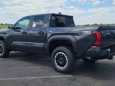 New 2025 Toyota Tacoma TRD Off-Road image 3