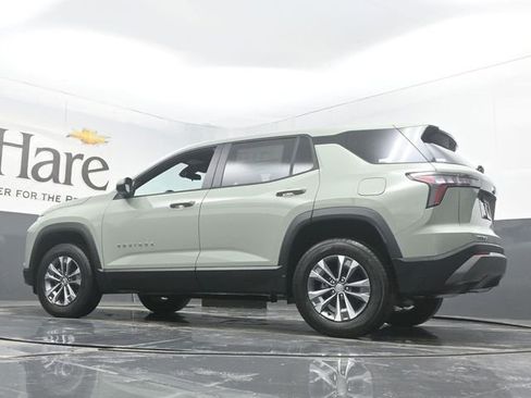 New 2026 Chevrolet Equinox LT w/ Convenience Package II FWD image 33
