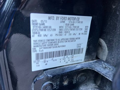 Used 2016 Ford F350 Lariat w/ Chrome Package image 31