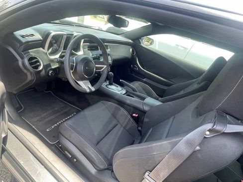 Used 2010 Chevrolet Camaro LT RWD image 4