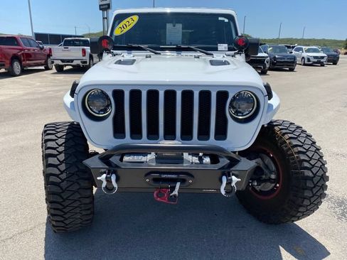 Used 2023 Jeep Wrangler Unlimited Rubicon w/ LED Lighting Group AWD/4WD image 9