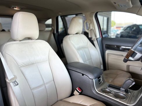 Used 2010 Lincoln MKX 2WD image 56