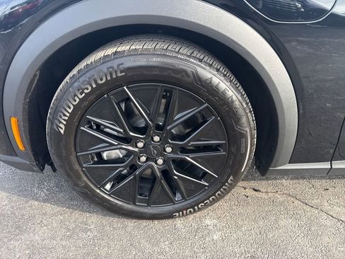 Used 2025 Ford Mustang Mach-E Select w/ Comfort Package Lite image 18