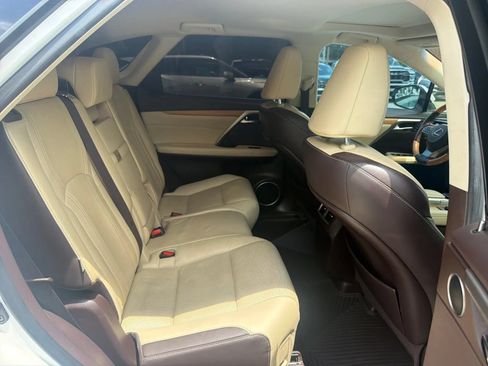 Used 2019 Lexus RX 350L FWD image 22