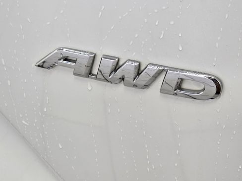 Used 2020 Honda CR-V EX-L image 17