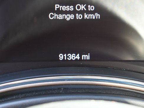 Used 2014 Jeep Grand Cherokee Limited w/ Trailer Tow Group IV image 33