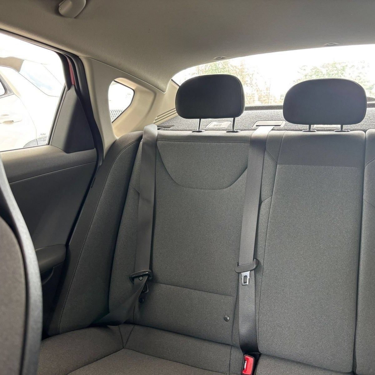 Used 2025 Kia K4 FWD image 41