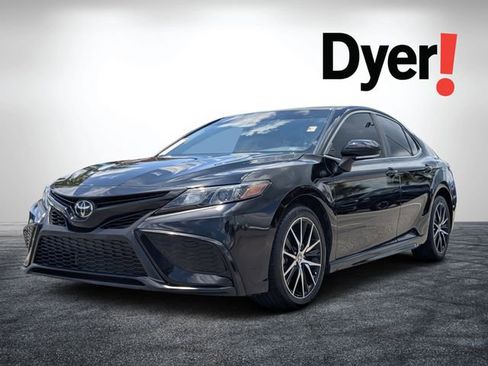 Used 2024 Toyota Camry SE FWD image 8