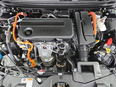 Used 2025 Honda Accord Sport image 29