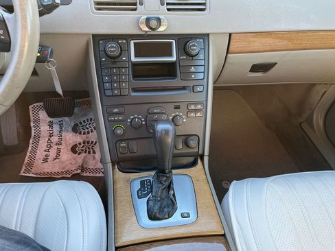 Used 2006 Volvo XC90 2.5T image 12