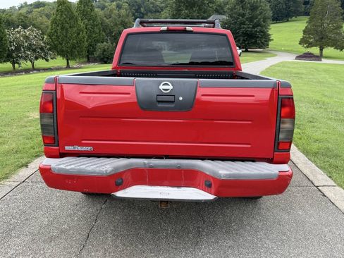 Used 2002 Nissan Frontier SVE AWD/4WD image 16