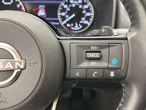 Used 2023 Nissan Rogue SV w/ SV Premium B Package AWD/4WD image 19